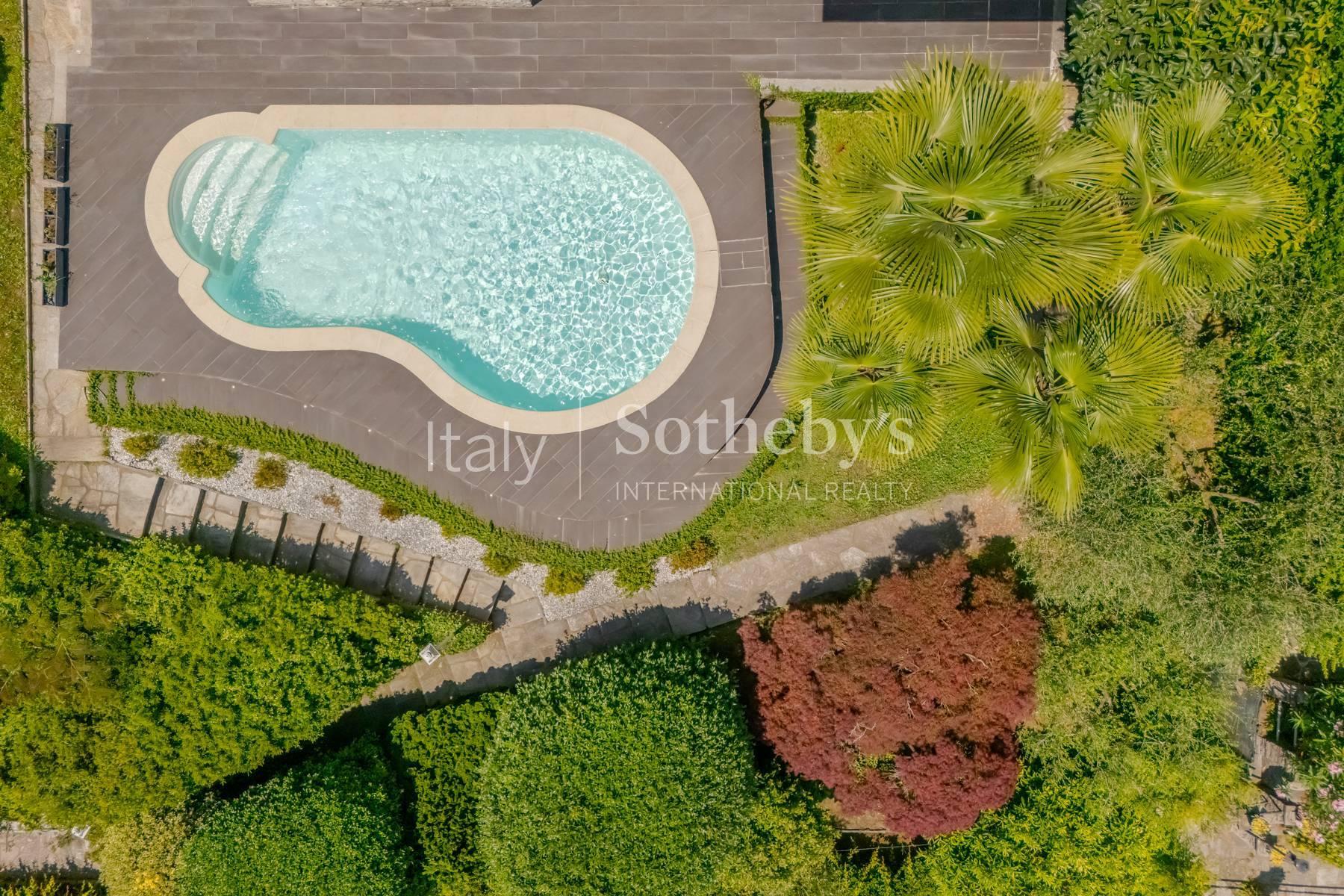 Elegante Villa con Piscina sul Lago Maggiore, in vendita, Lesa | Sotheby’s Realty Italy - 18