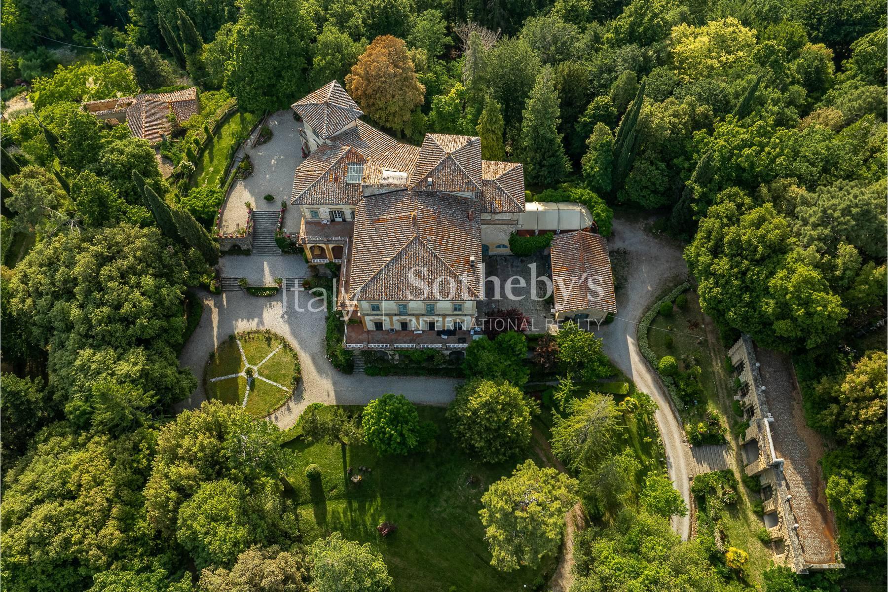 Storica villa maestosa con vista mozzafiato sulla campagna fiorentina, in vendita, Borgo San Lorenzo | Sotheby’s Realty Italy - 4