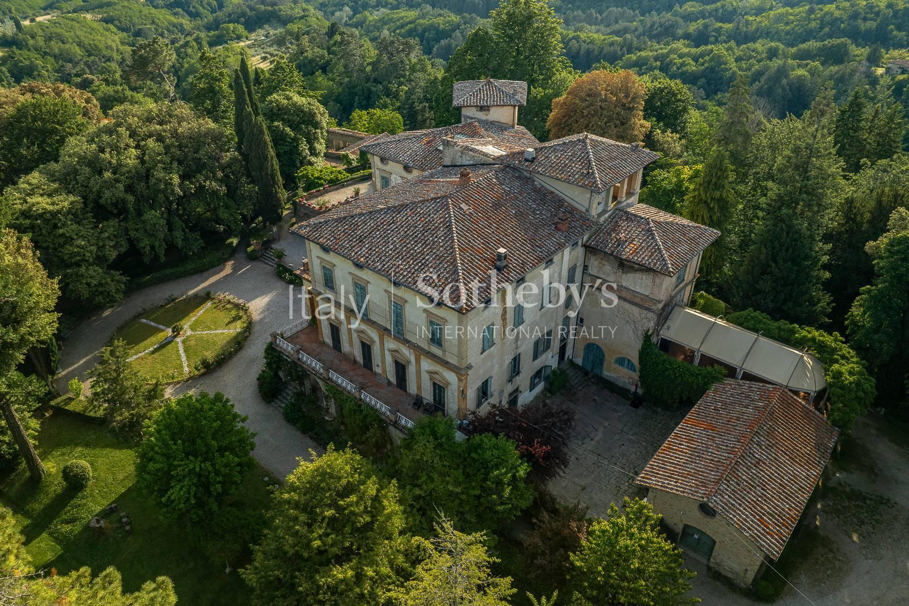 Storica villa maestosa con vista mozzafiato sulla campagna fiorentina, in vendita, Borgo San Lorenzo | Sotheby’s Realty Italy - 20