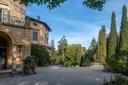 Storica villa maestosa con vista mozzafiato sulla campagna fiorentina, in vendita, Borgo San Lorenzo | Sotheby’s Realty Italy - 25