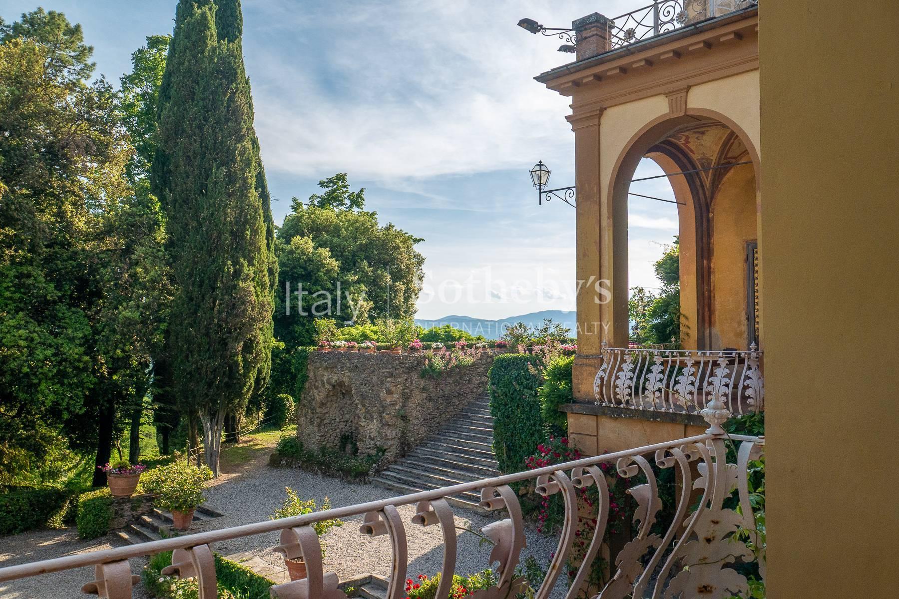 Storica villa maestosa con vista mozzafiato sulla campagna fiorentina, in vendita, Borgo San Lorenzo | Sotheby’s Realty Italy - 38