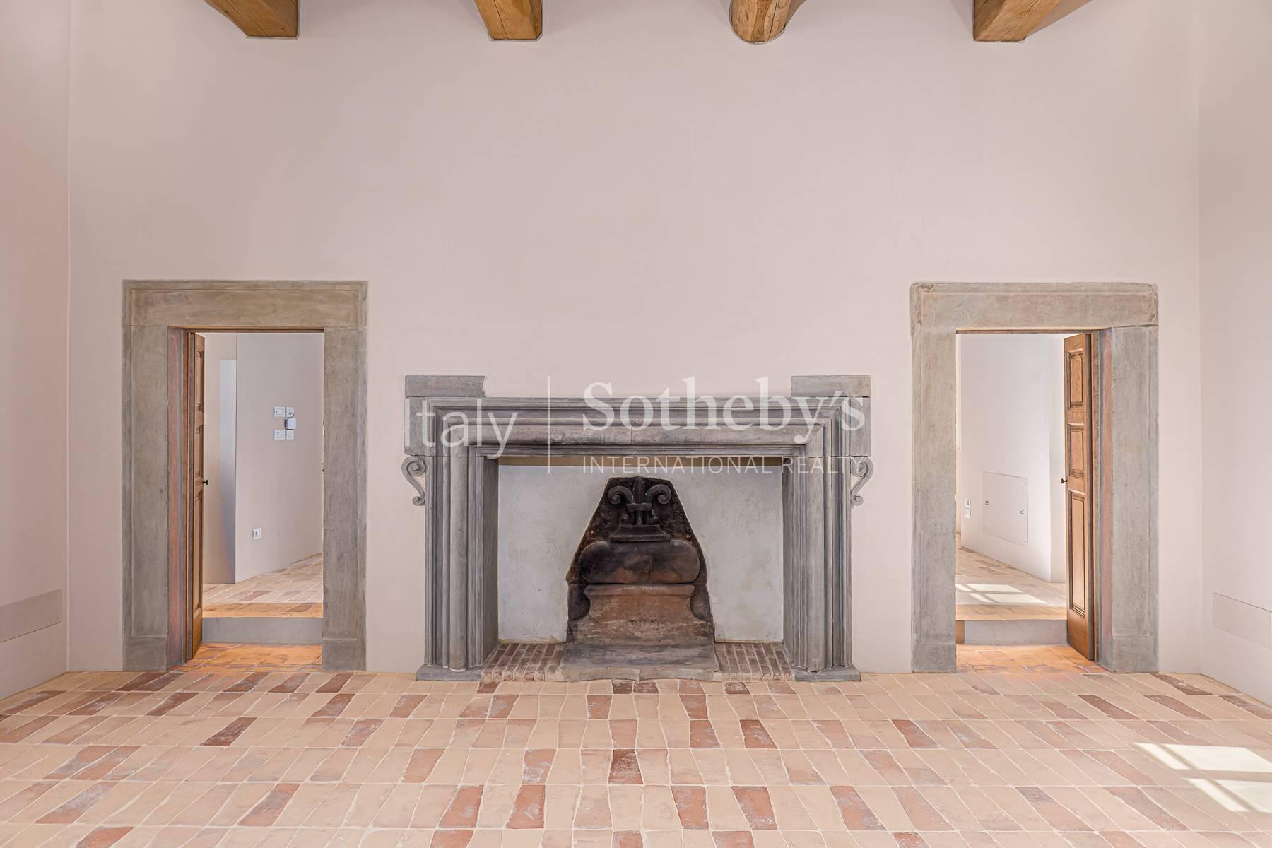 Palazzo storico completamente restaurato con piscina - 6