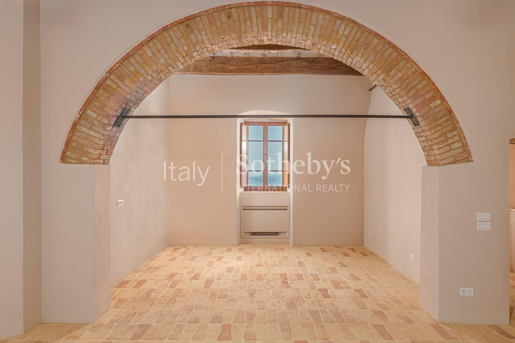 Palazzo storico completamente restaurato con piscina - 7