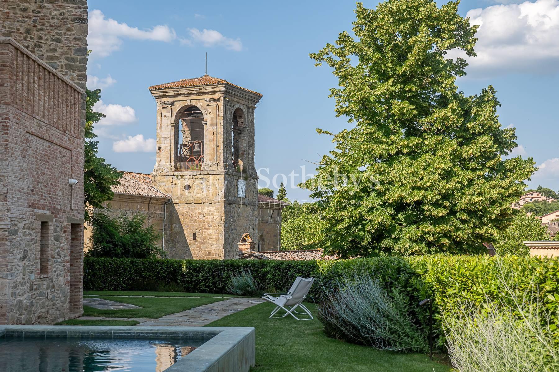 Palazzo storico completamente restaurato con piscina - 2