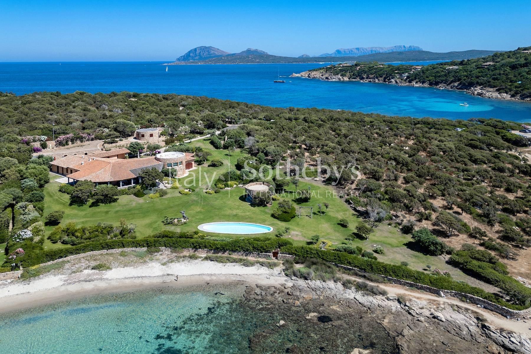 Timeless Waterfront Elegance - 5