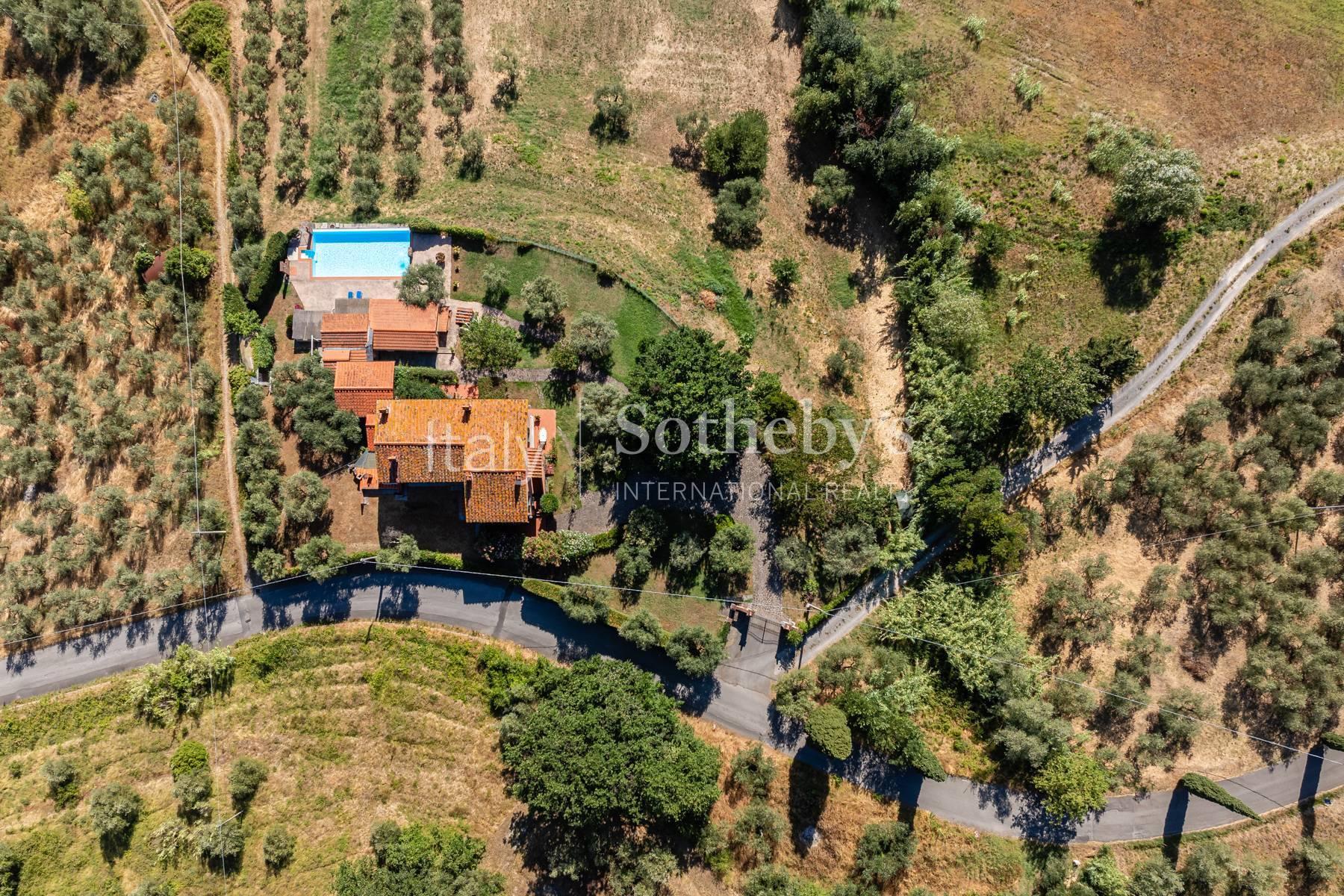 Elegante casa colonica con vista panoramica, in vendita, Capannori | Sotheby’s Realty Italy - 13