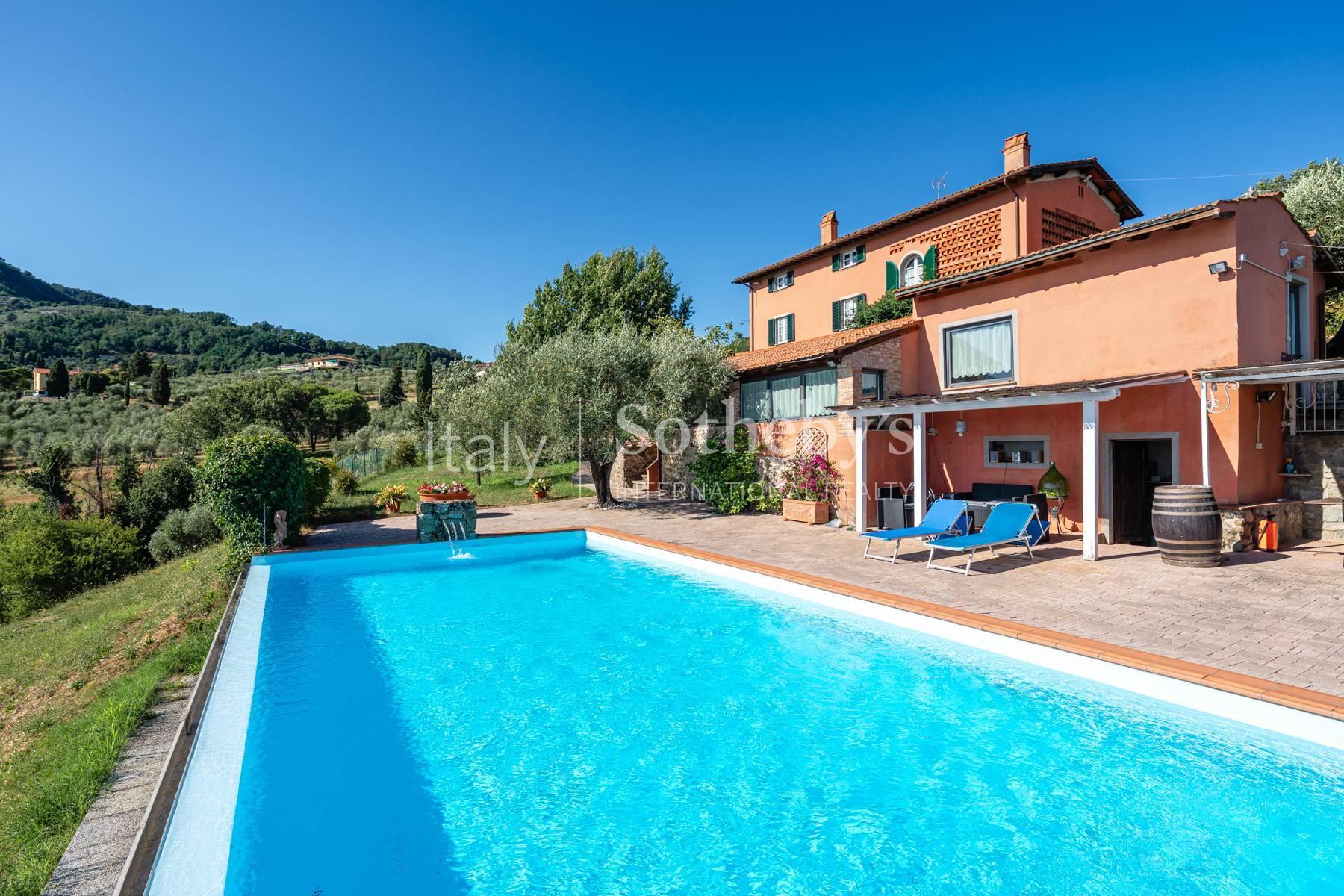 Elegante casa colonica con vista panoramica, in vendita, Capannori | Sotheby’s Realty Italy - 24