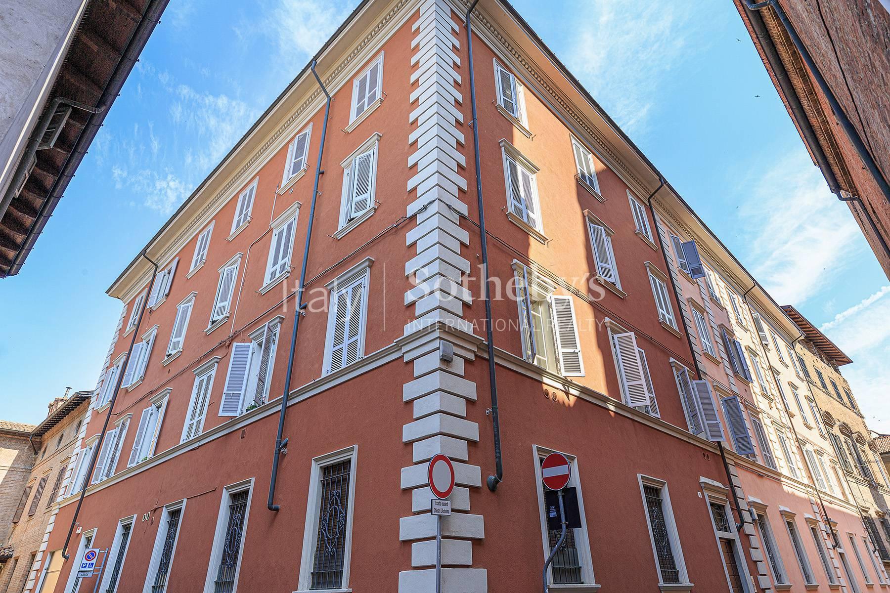 Elegante appartamento nel centro storico di Piacenza con ampio garage, in vendita, Piacenza | Sotheby’s Realty Italy - 11