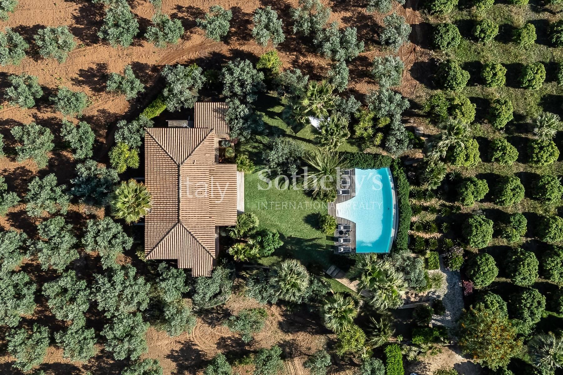 Villa in posizione riservata con piscina - 3