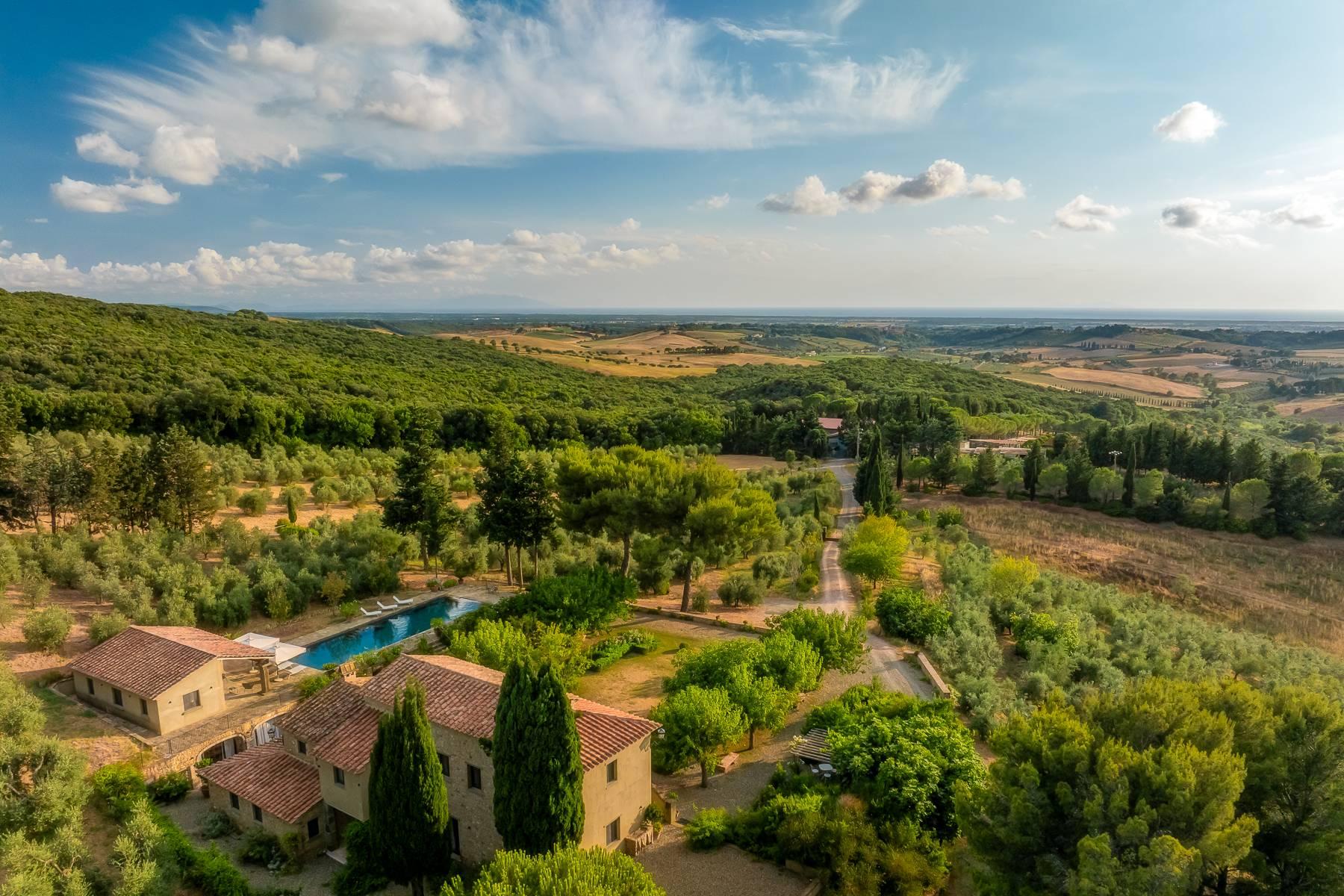Panoramic estate with sea view near Pisa - 1
