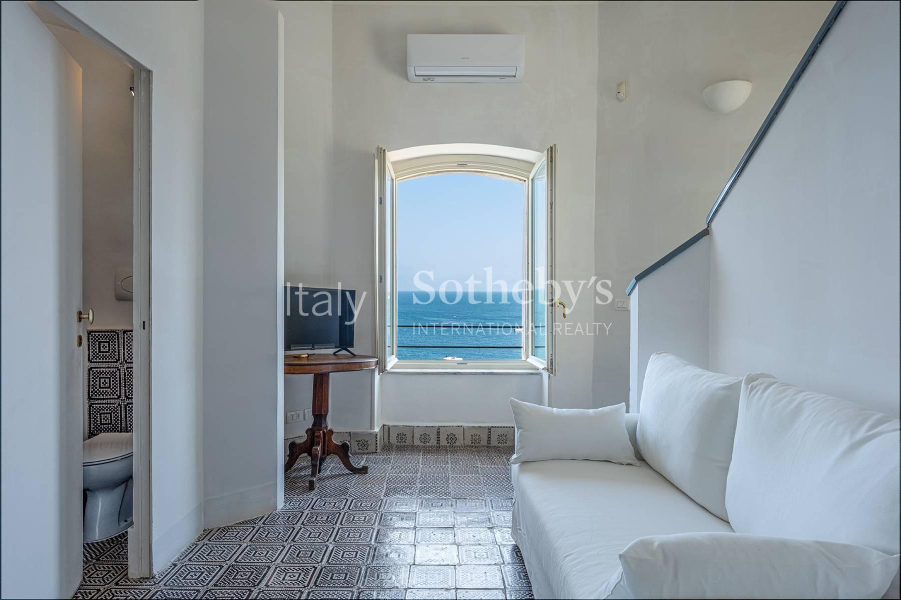 Suggestiva dimora a Posillipo, in vendita, Napoli | Sotheby’s Realty Italy - 5