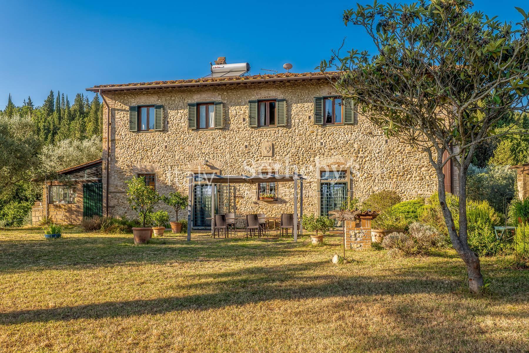 Villa toscana autentica, elegante e raffinata immersa nella campagna, in vendita, Montespertoli | Sotheby’s Realty Italy - 3