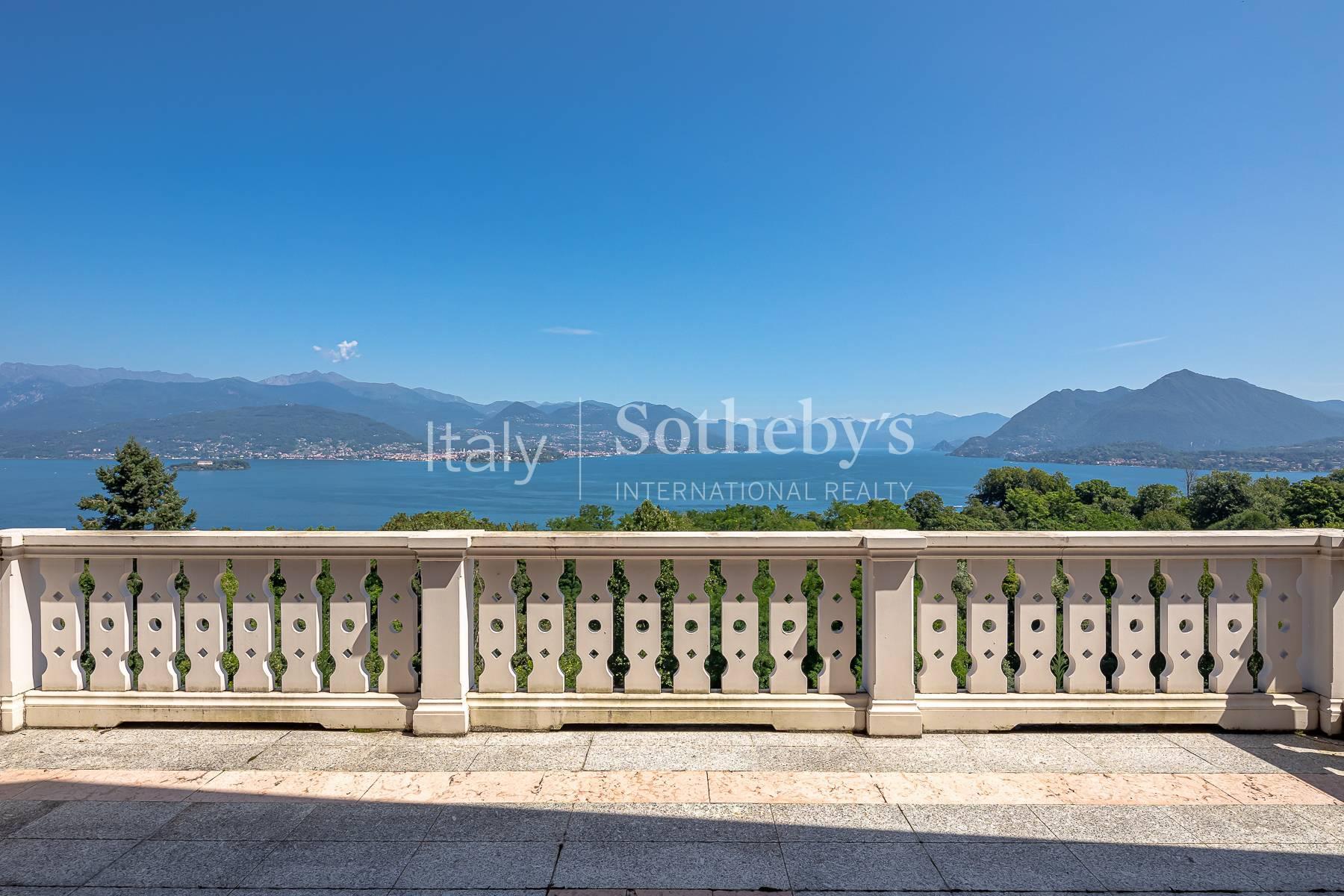 Villa storica a Stresa con affaccio sul Lago Maggiore - 2