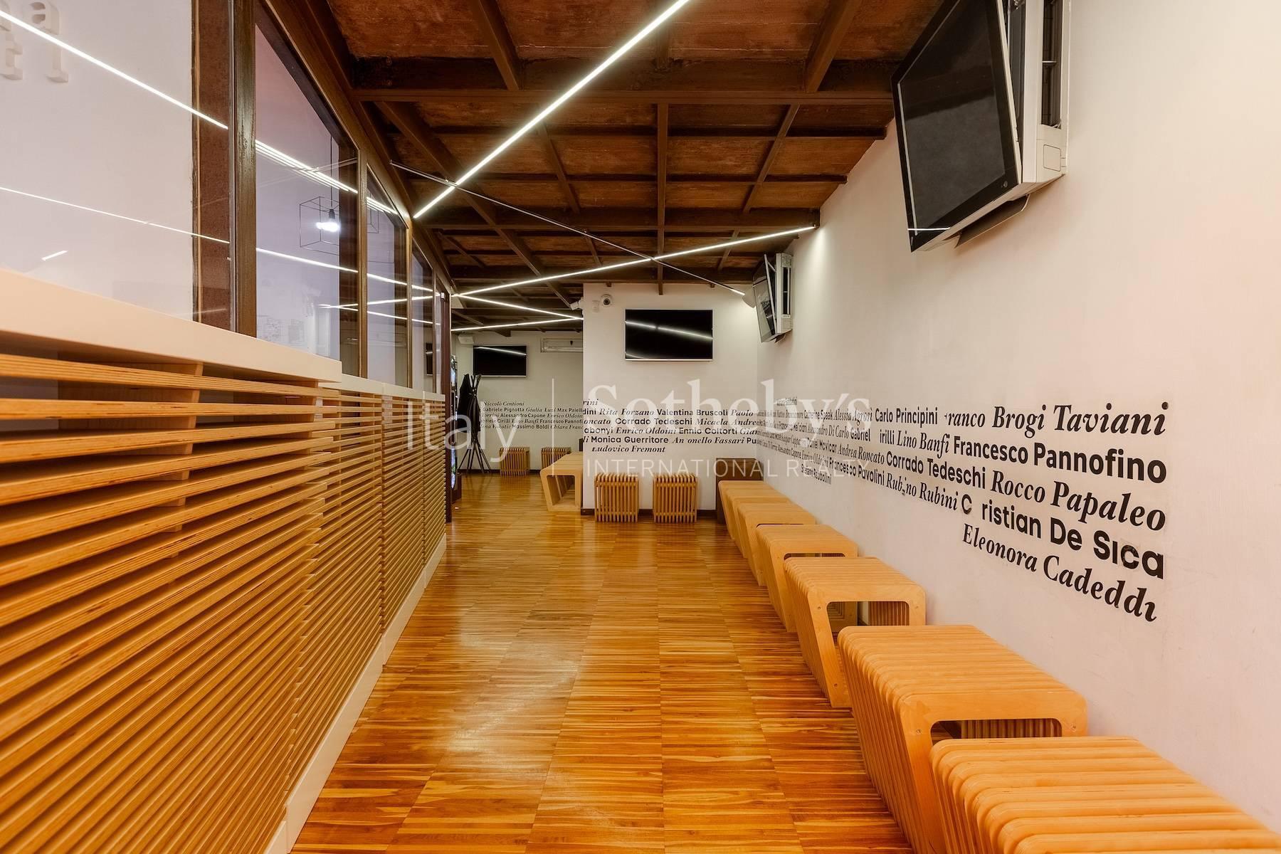 Prestigioso ufficio in stile industriale nel quartiere Prati, in vendita, Roma | Sotheby’s Realty Italy - 11