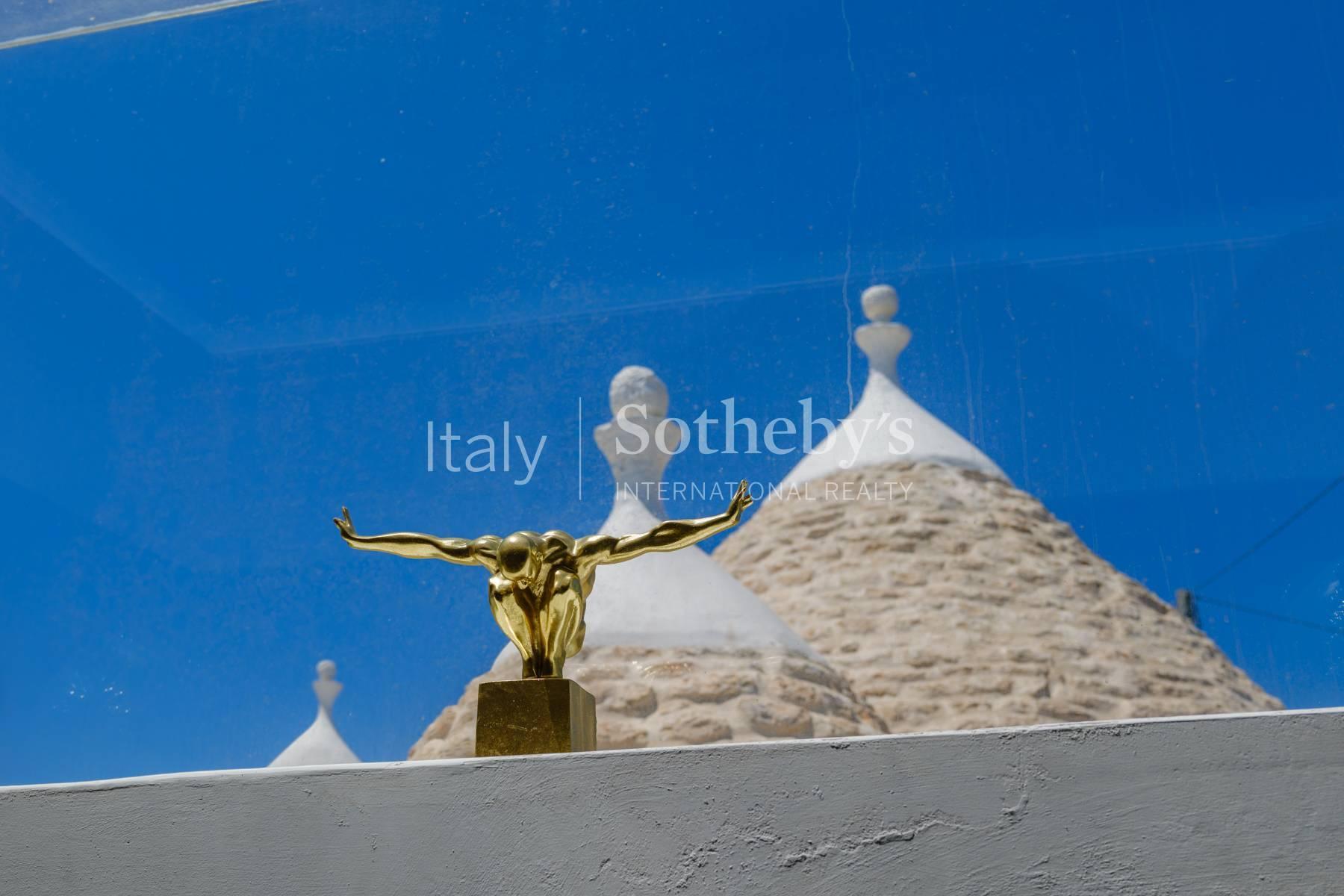 Autentici trulli con terreno panoramico nella Valle d'Itria - 7