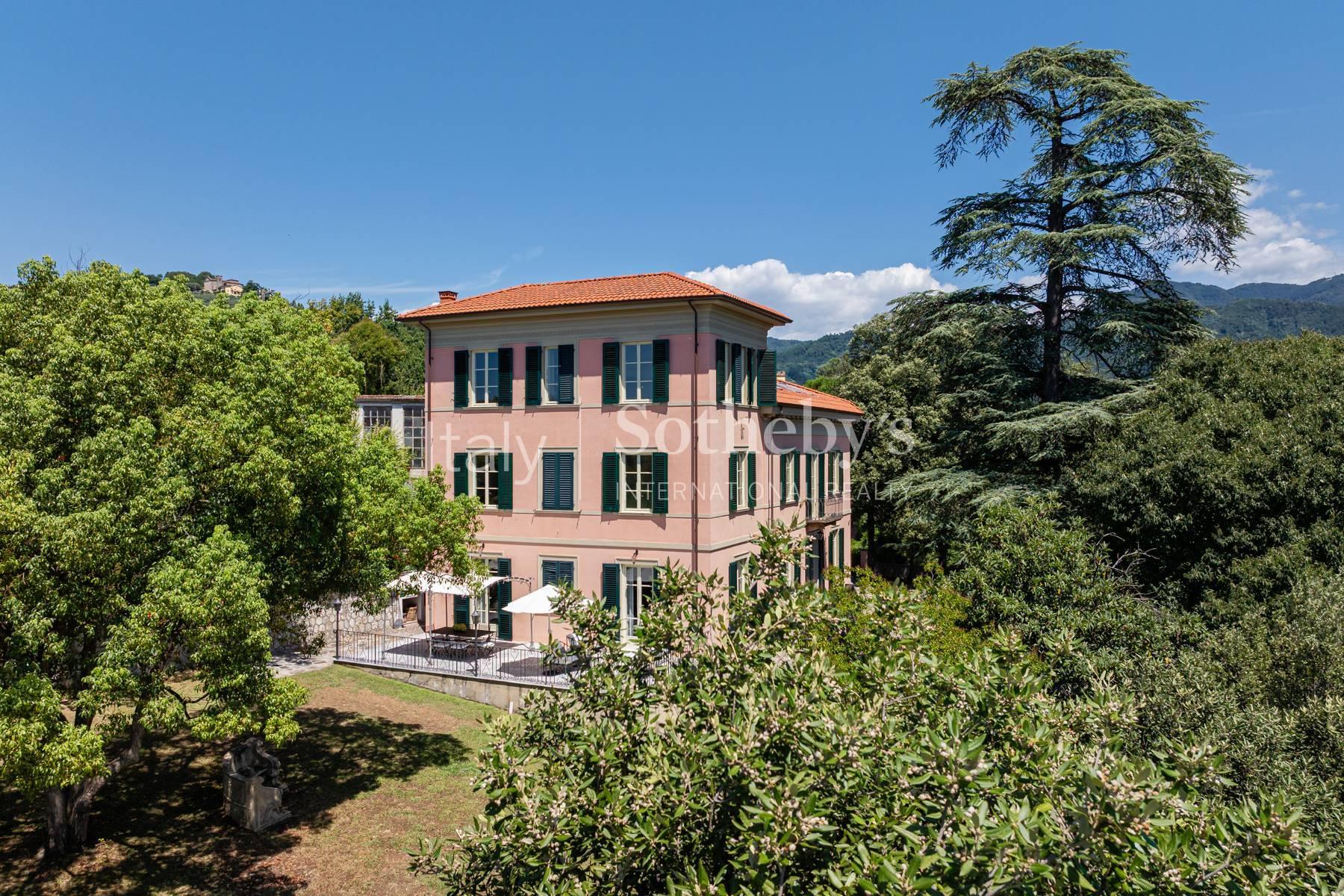 Elegante villa liberty tra le colline di Lucca - 3