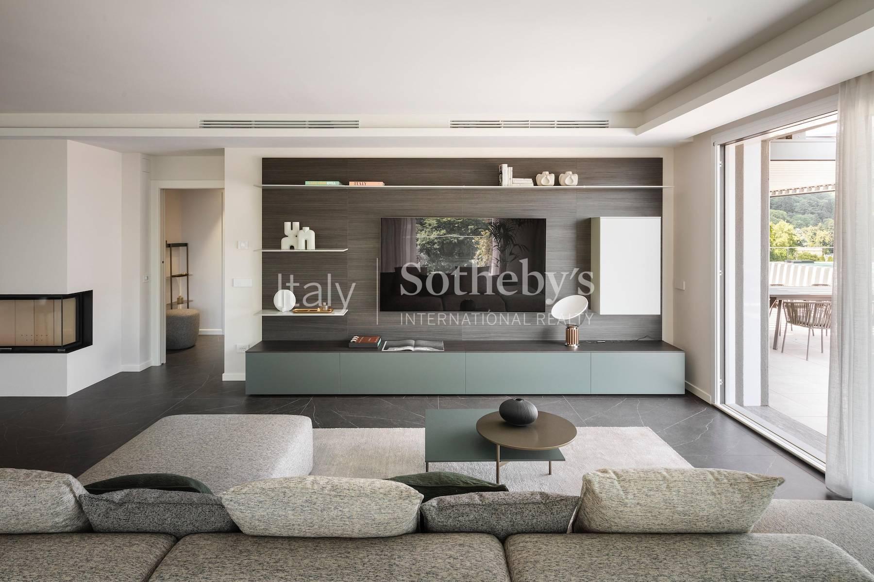 Splendida Penthouse con piscina completamente arredata - 7