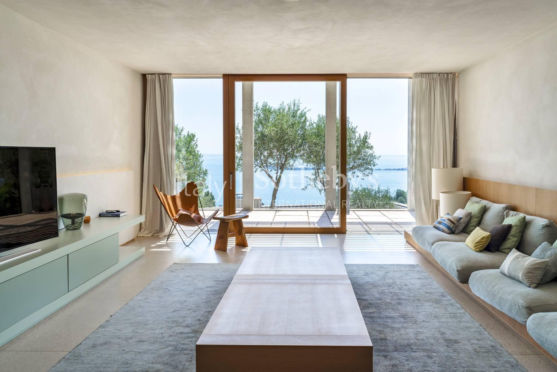 David Chipperfield–Designed Lake View Villa - 7