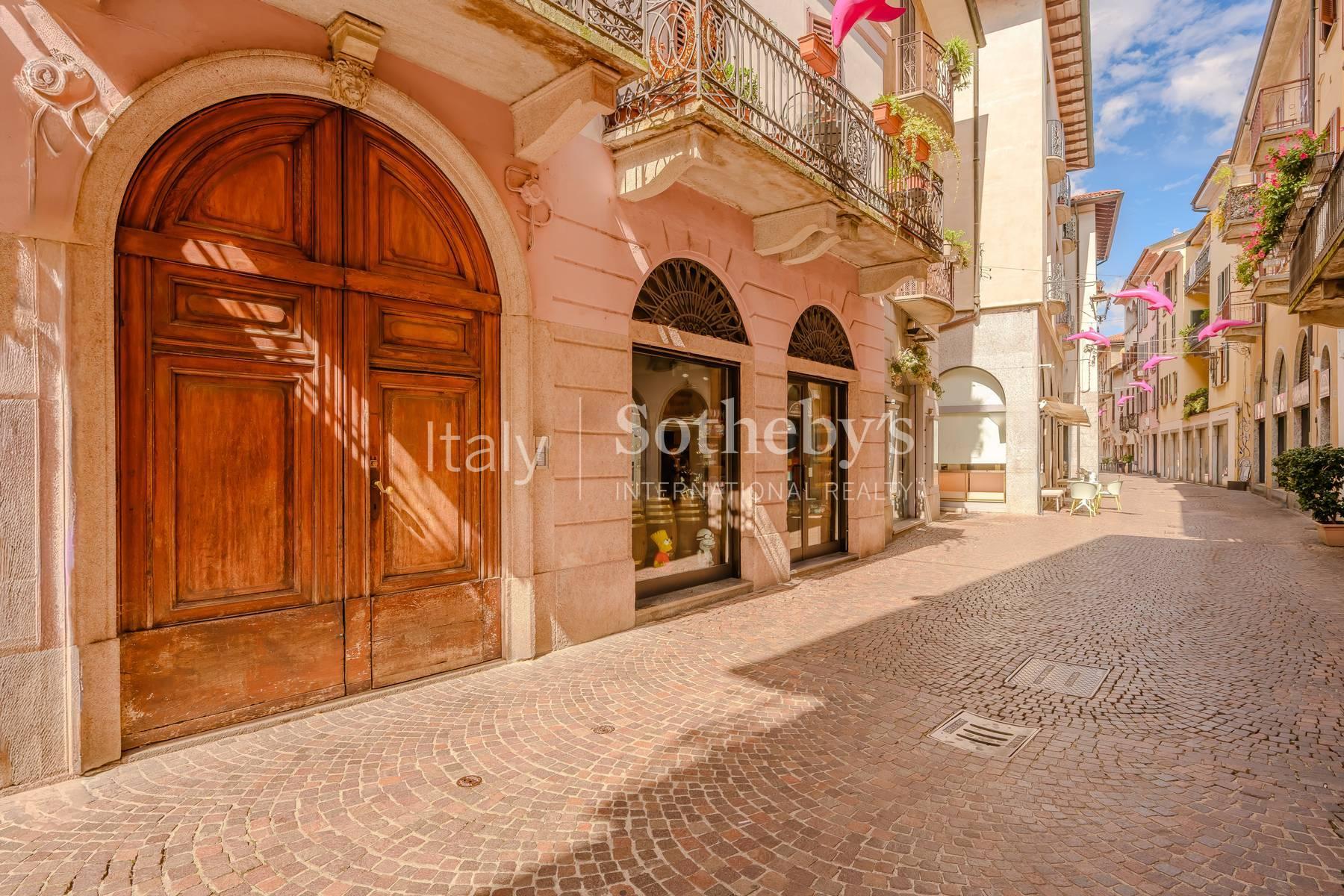 Appartamento nel cuore del centro storico di Arona - 2