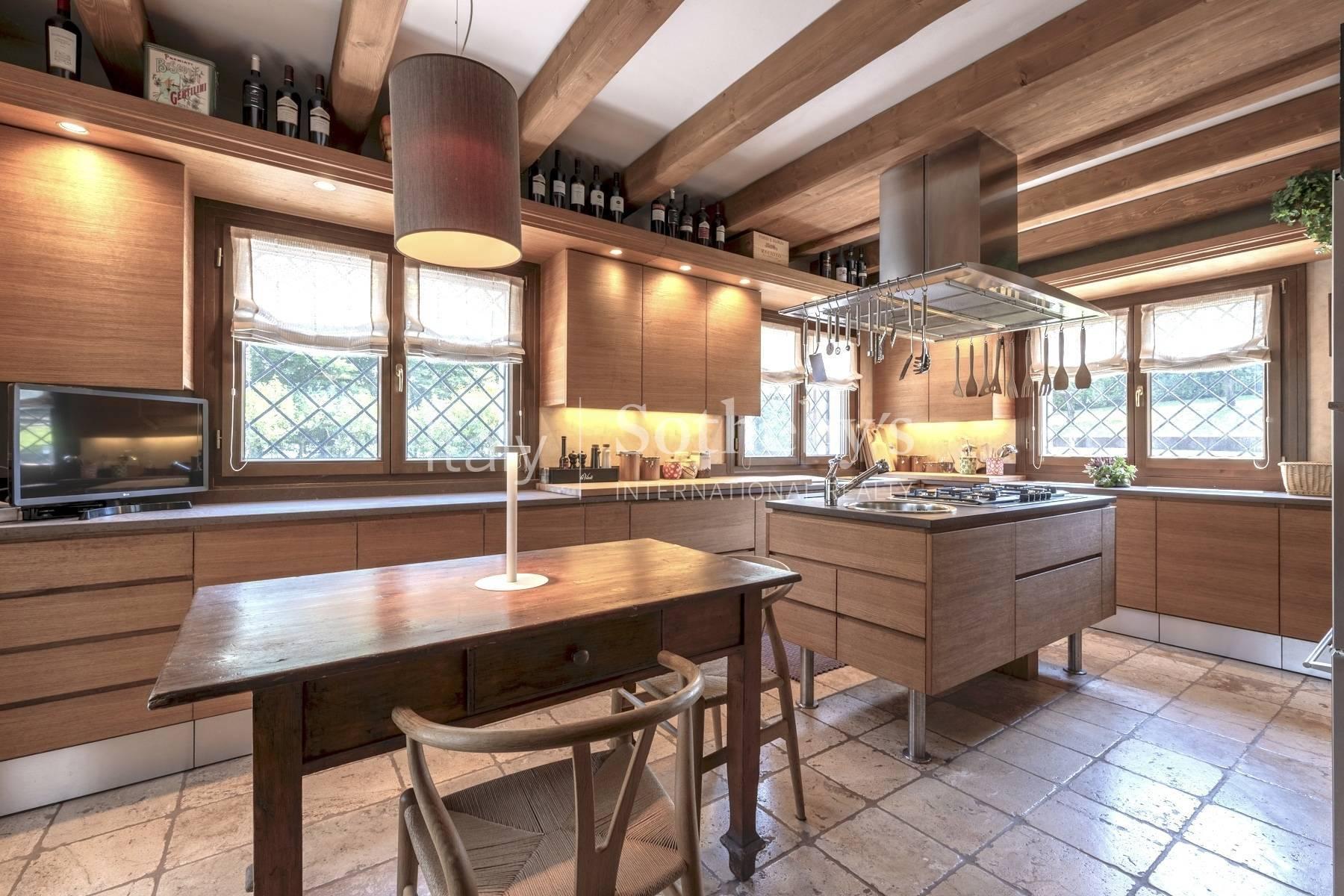 Exclusive villa with pool and park within the Asolo Golf Club - 5