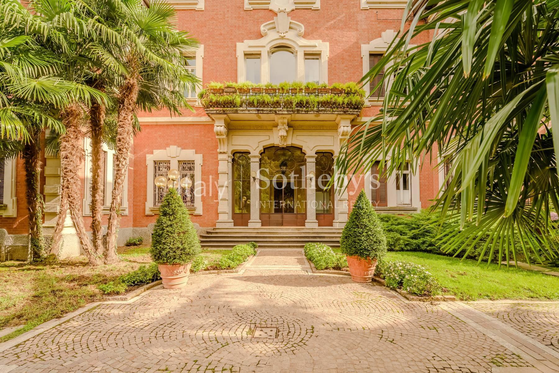 Attico in villa storica con piscina e vista lago, in vendita, Como | Sotheby’s Realty Italy - 4