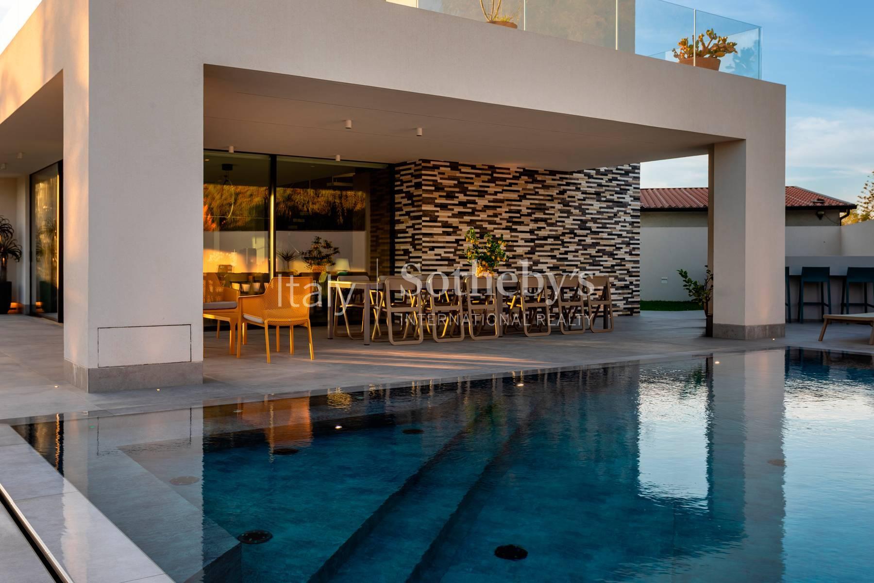 Villa dal design moderno fronte mare - 2