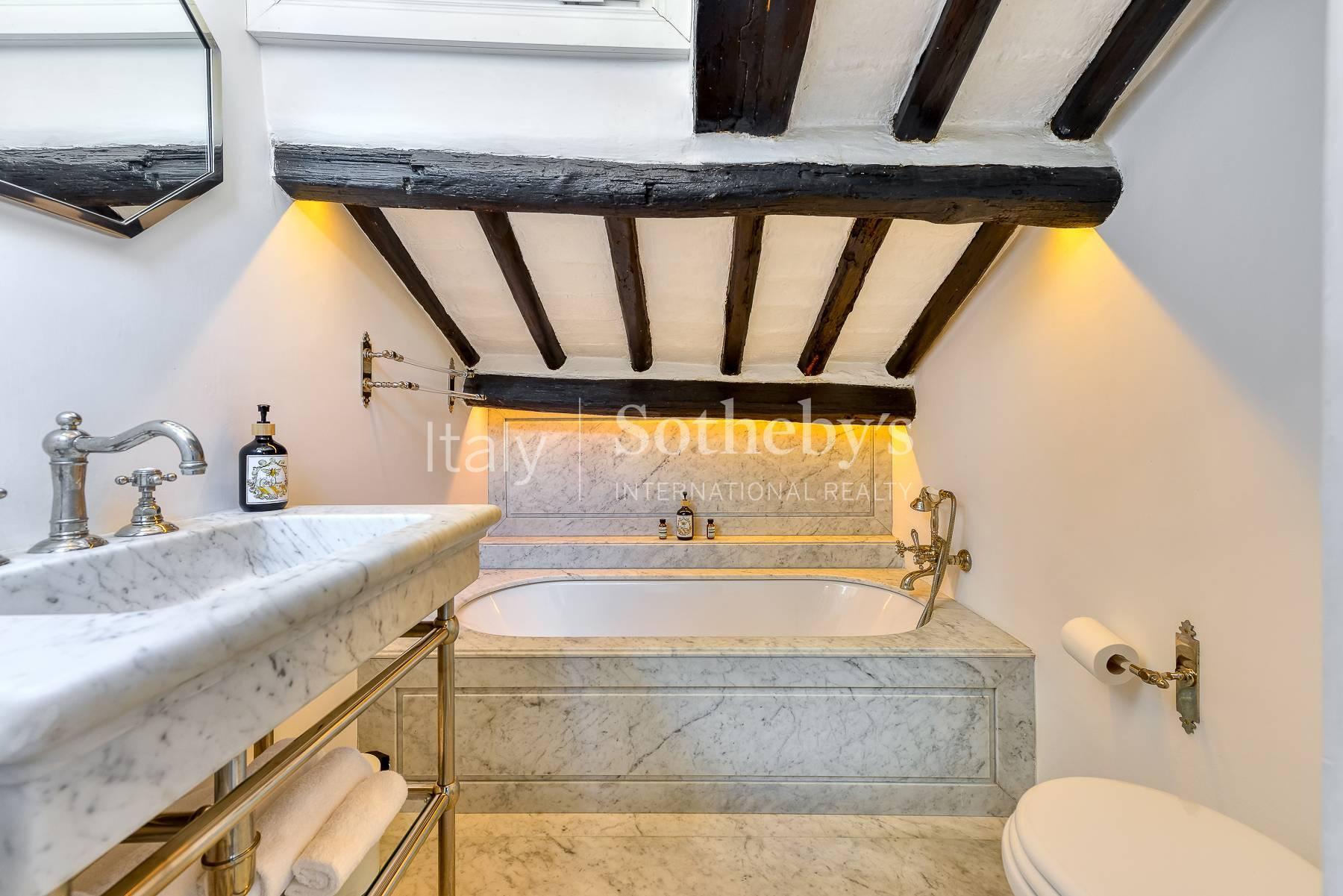 Attico ristrutturato con vista panoramica nel centro di Roma, in vendita, Roma | Sotheby’s Realty Italy - 11