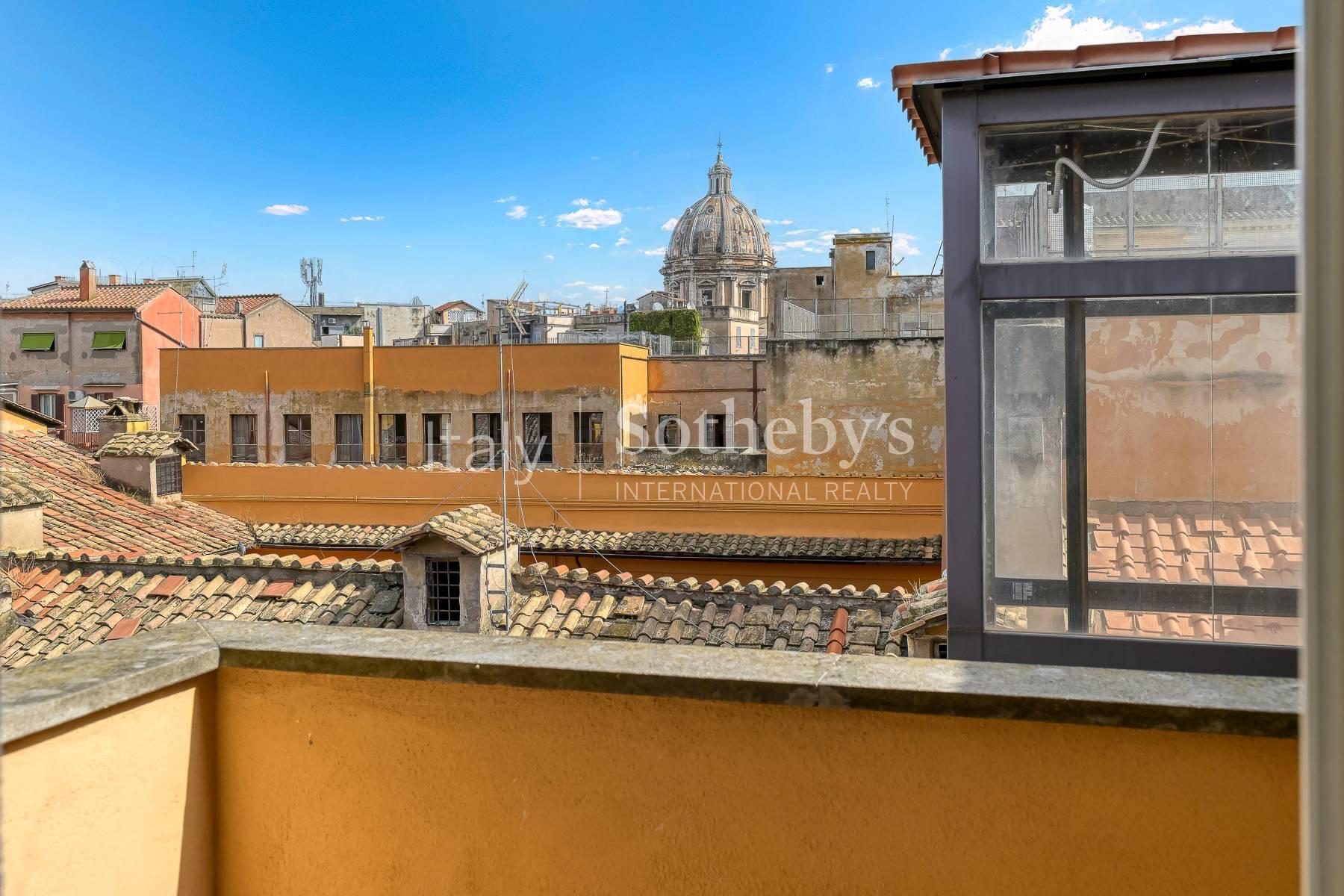 Attico ristrutturato con vista panoramica nel centro di Roma, in vendita, Roma | Sotheby’s Realty Italy - 17