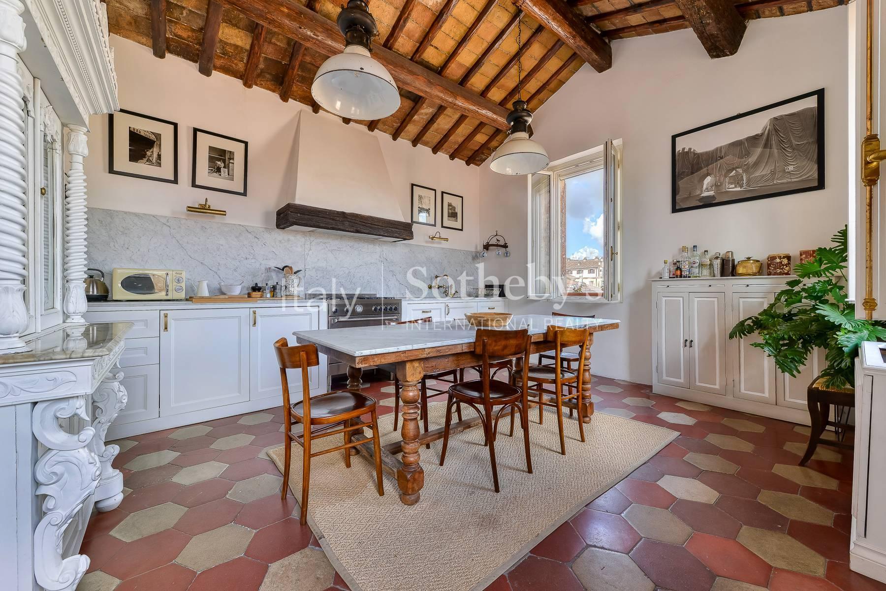 Attico ristrutturato con vista panoramica nel centro di Roma, in vendita, Roma | Sotheby’s Realty Italy - 21