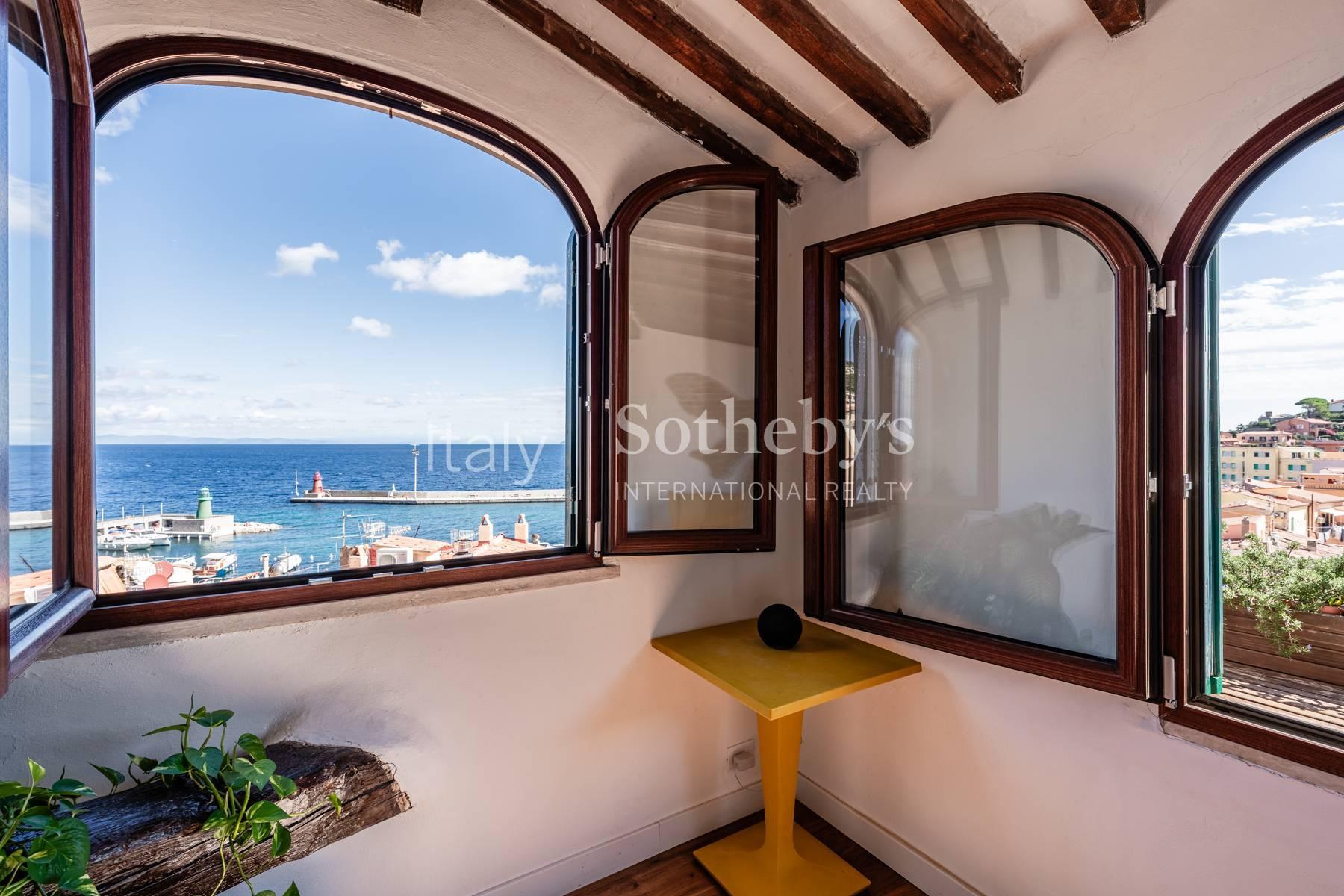 Appartamento esclusivo con vista panoramica sul porto, in vendita, Isola del Giglio | Sotheby’s Realty Italy - 5