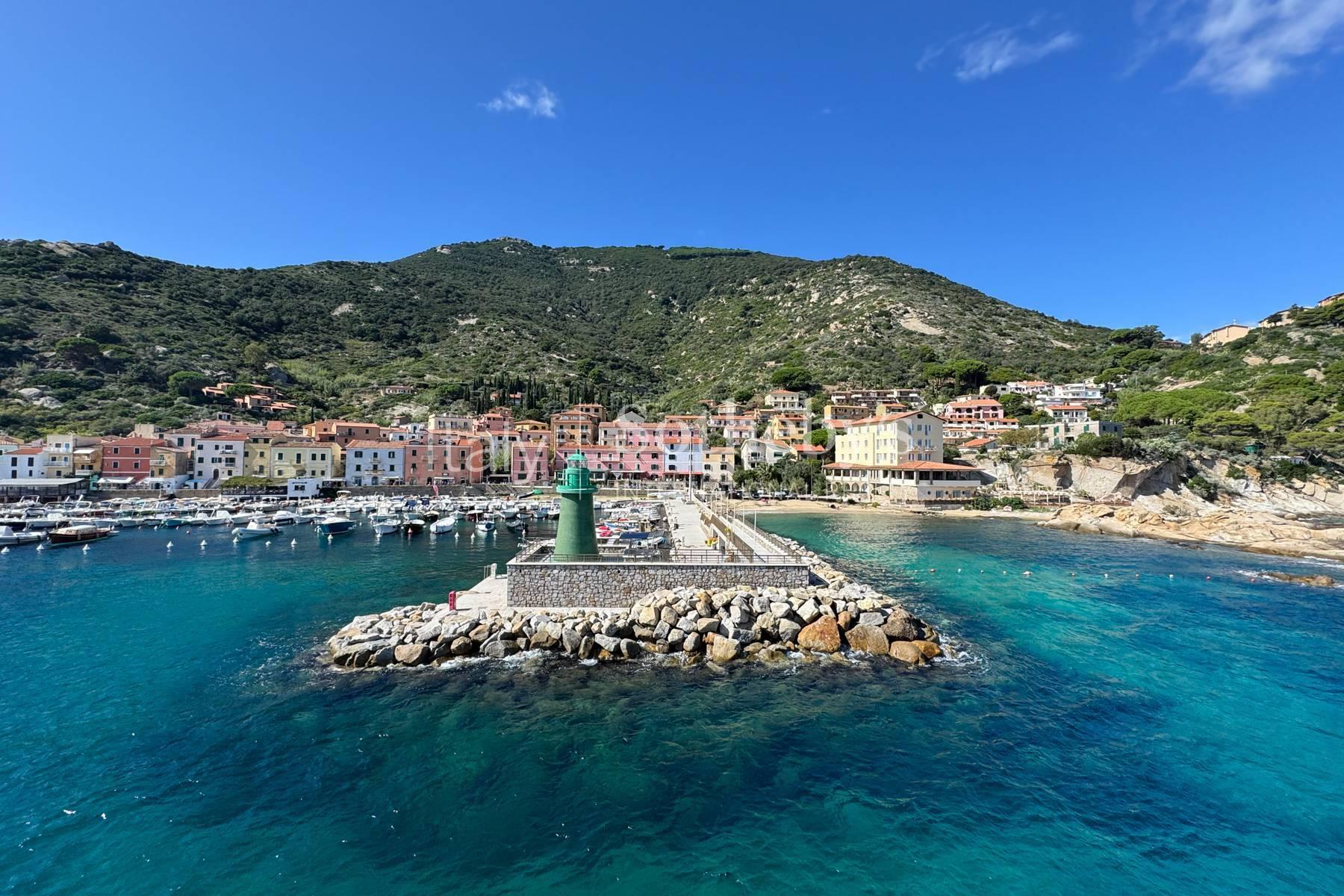 Appartamento esclusivo con vista panoramica sul porto, in vendita, Isola del Giglio | Sotheby’s Realty Italy - 24