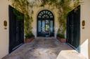 Palazzo storico con giardino nel centro di Presicce, in vendita, Presicce-Acquarica | Sotheby’s Realty Italy - 2