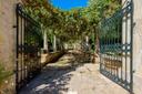 Palazzo storico con giardino nel centro di Presicce, in vendita, Presicce-Acquarica | Sotheby’s Realty Italy - 3