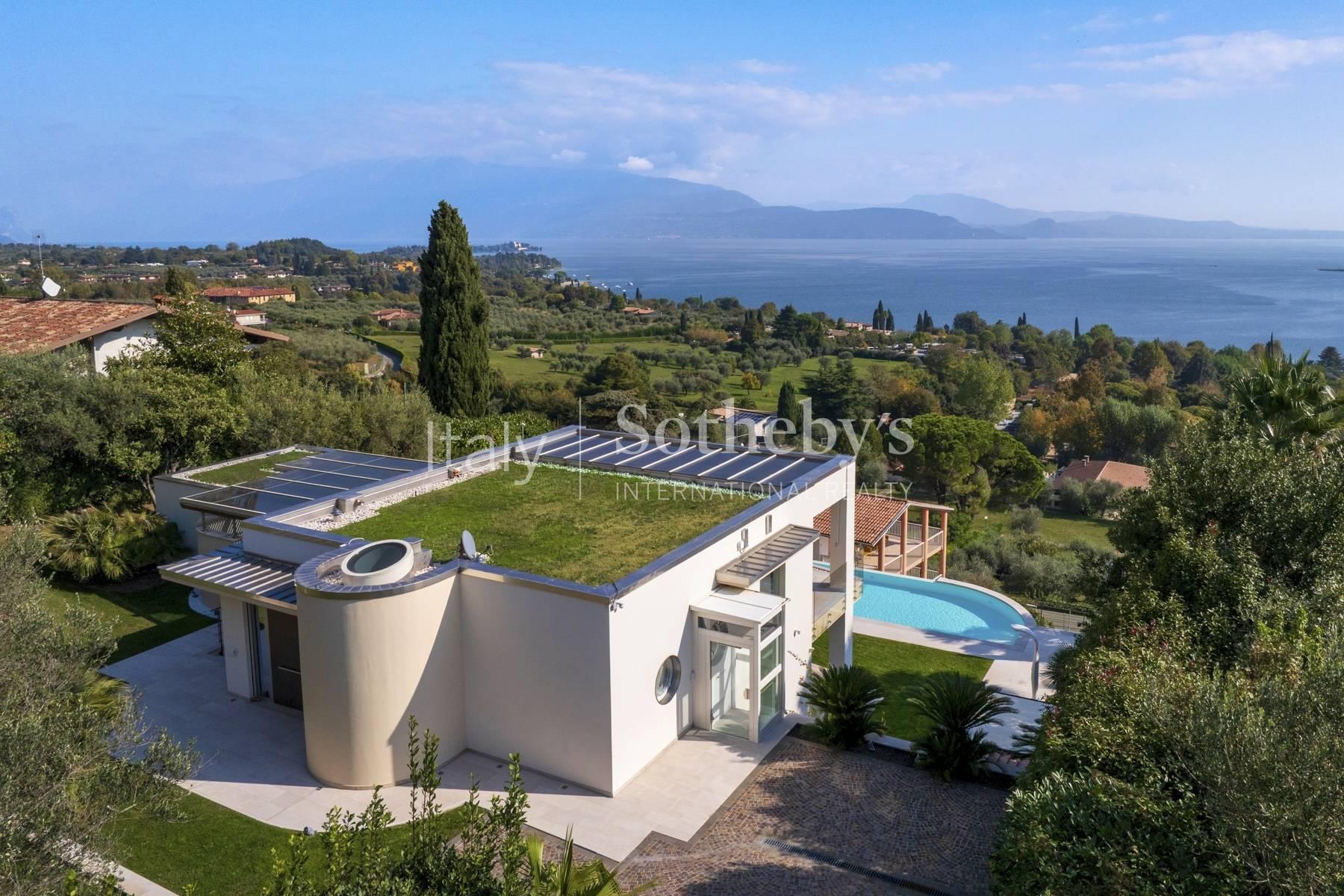 Prestigiosa villa con piscina e vista mozzafiato sul lago, in vendita, San Felice del Benaco | Sotheby’s Realty Italy - 19