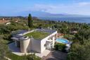 Prestigiosa villa con piscina e vista mozzafiato sul lago, in vendita, San Felice del Benaco | Sotheby’s Realty Italy - 19