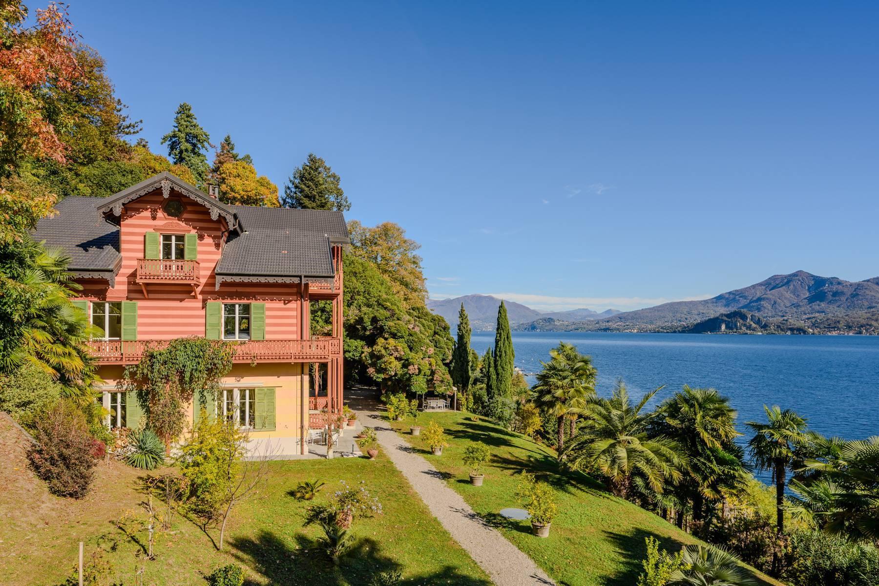 Charming historical villa with an exclusive beach - 1