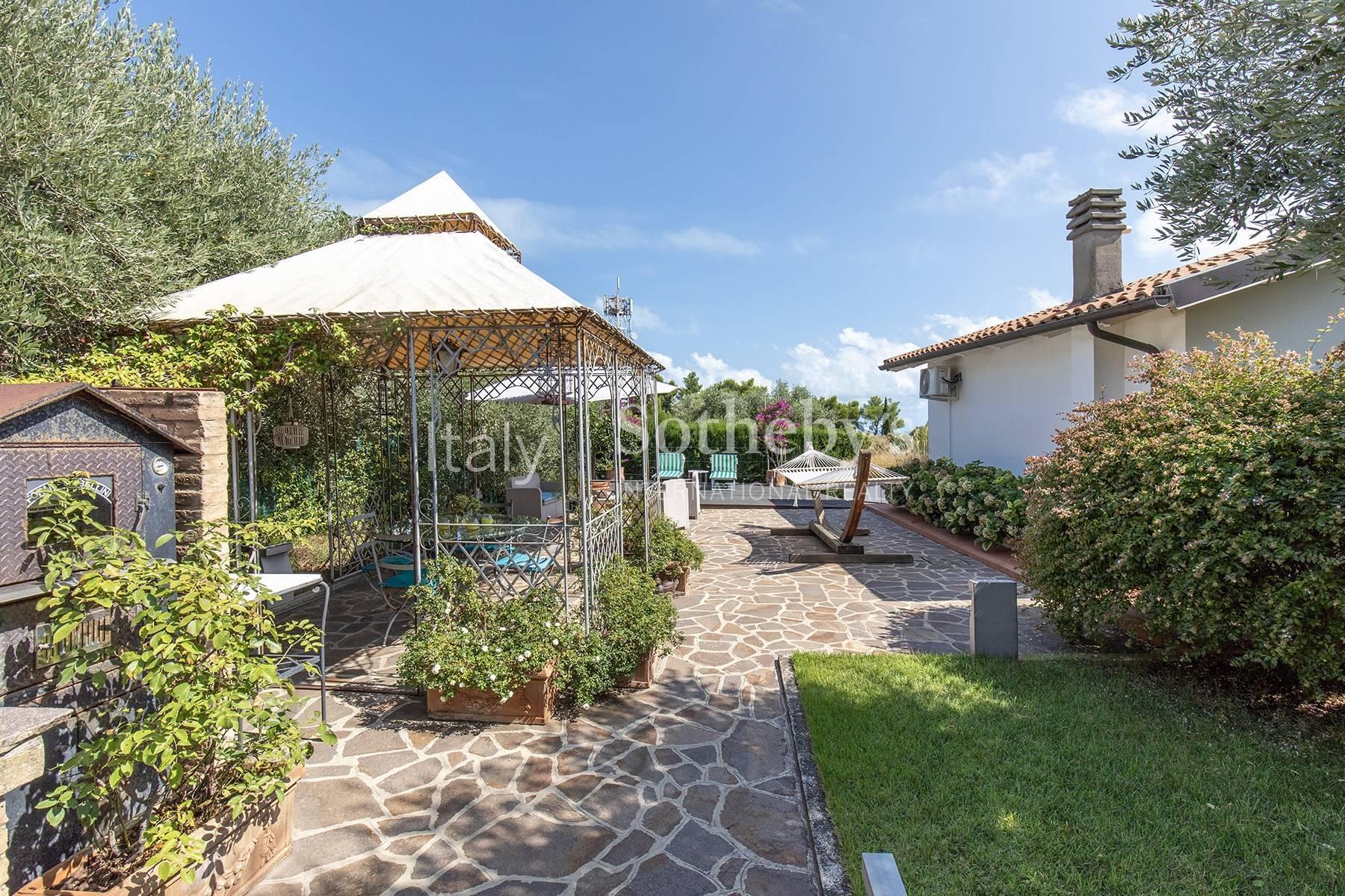 Villa con vista mare a Grottammare, in vendita, Grottammare | Sotheby’s Realty Italy - 11