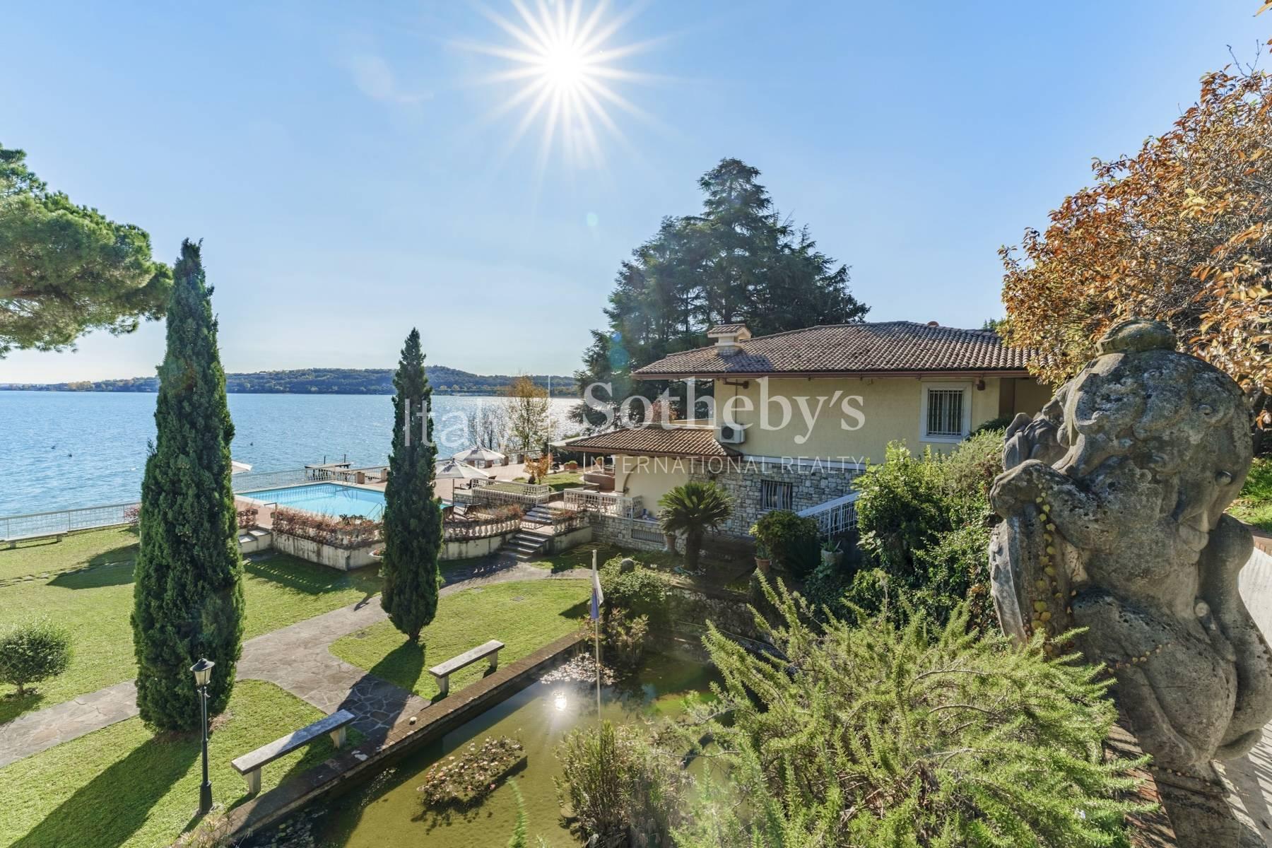 Prestigious lakefront estate with private boathouse and dock - 6
