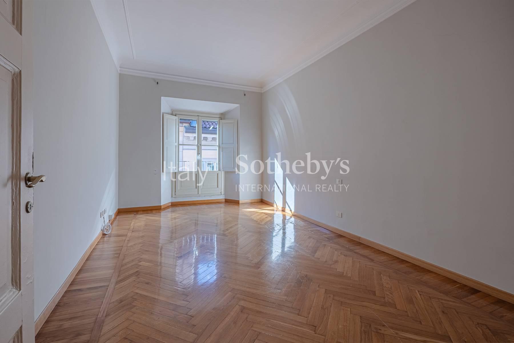 Luxurious Penthouse Apartments In Historic Buildings Reference: Elegant Penthouse In A Historic Building Penthouse Milan