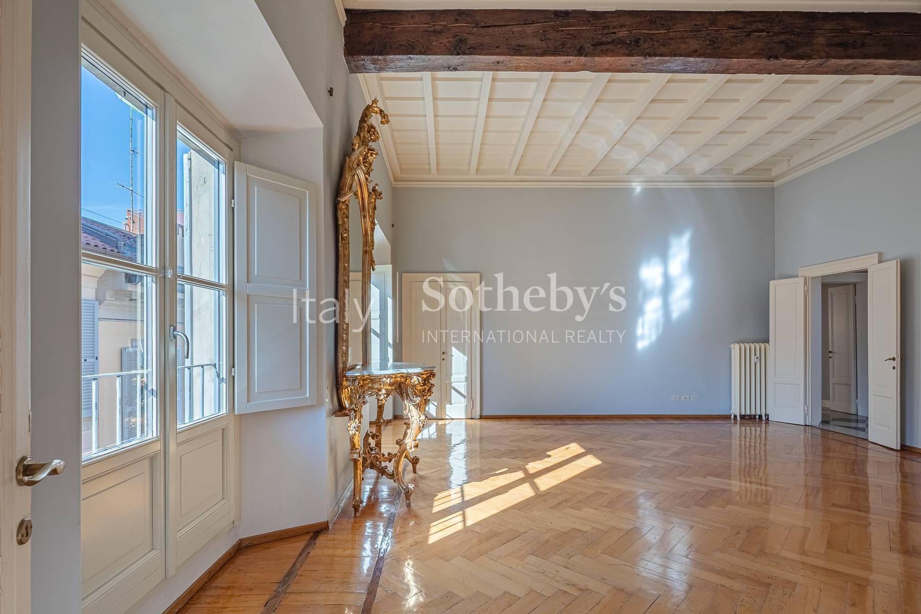 Curated visual reference: Elegant Penthouse In A Historic Building Penthouse Milan Photo Inspiration