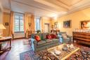 Raffinato appartamento con terrazza nel centro di Lucca, in vendita, Lucca | Sotheby’s Realty Italy - 4
