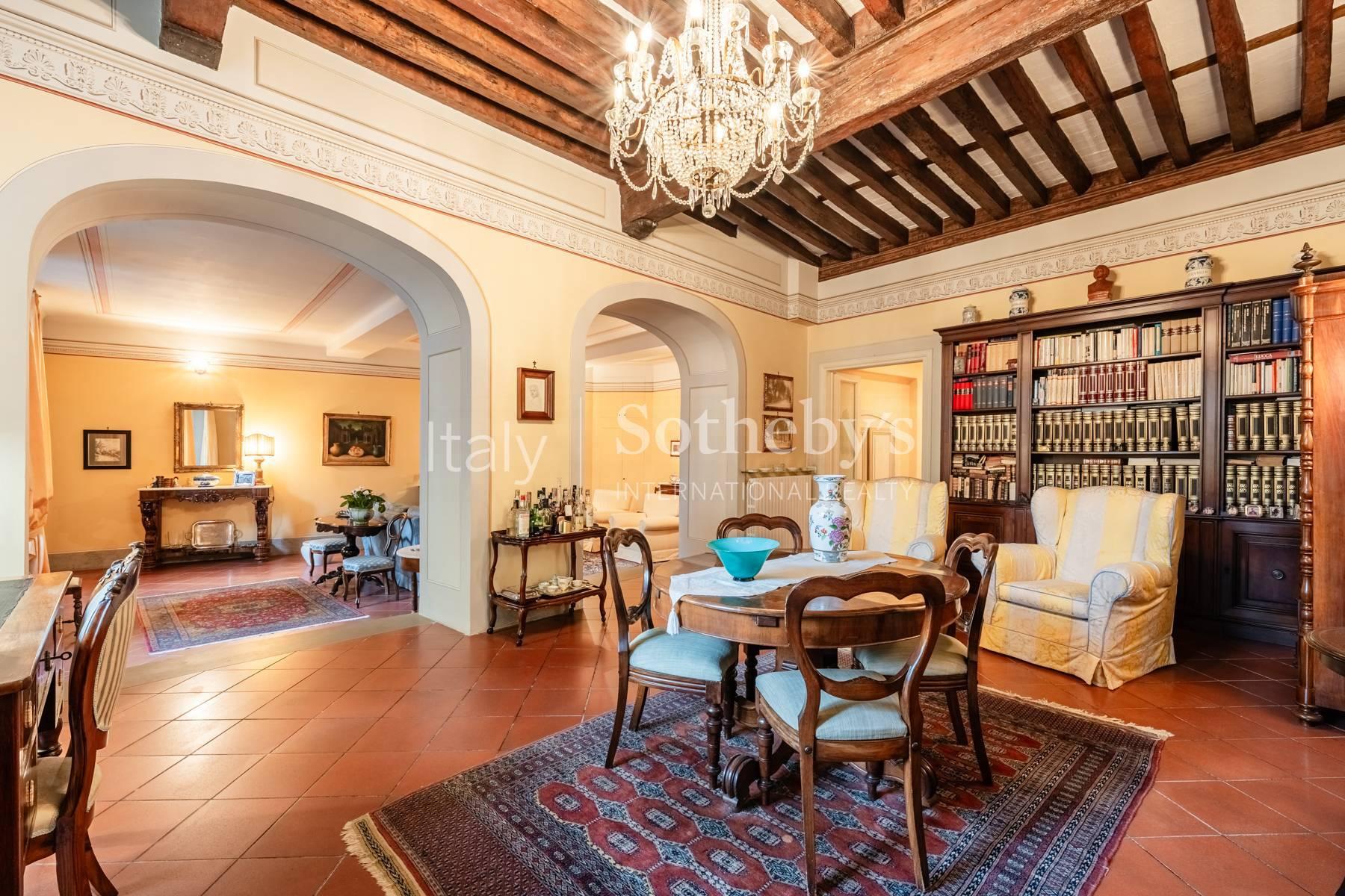 Raffinato appartamento con terrazza nel centro di Lucca, in vendita, Lucca | Sotheby’s Realty Italy - 6