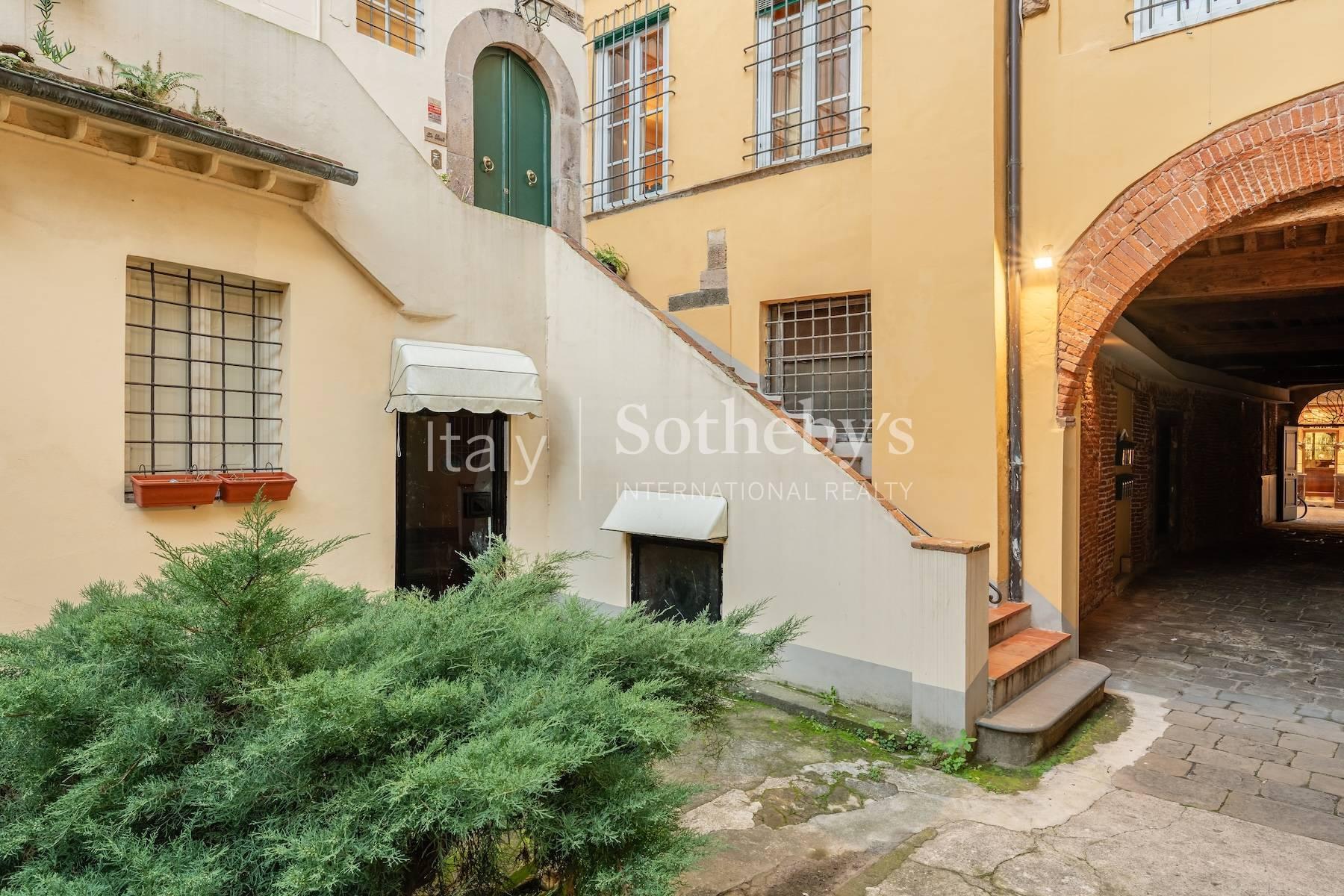 Raffinato appartamento con terrazza nel centro di Lucca, in vendita, Lucca | Sotheby’s Realty Italy - 25