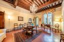 Raffinato appartamento con terrazza nel centro di Lucca, in vendita, Lucca | Sotheby’s Realty Italy - 1