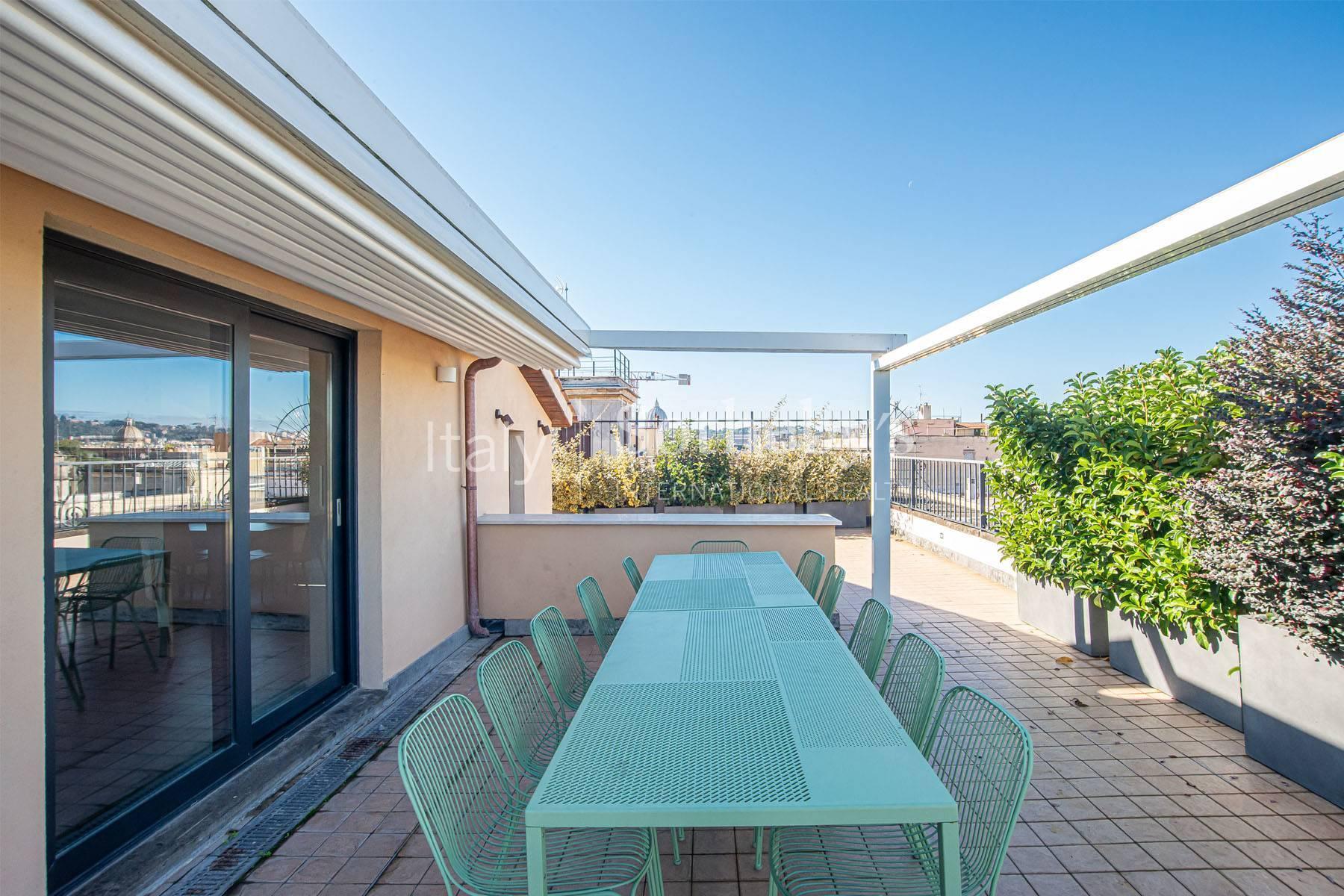 Attico con terrazza panoramica, in affitto, Roma | Sotheby’s Realty Italy - 26