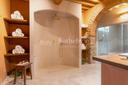 Villa Le Camelie immersa nella campagna toscana, in affitto, Lucca | Sotheby’s Realty Italy - 33
