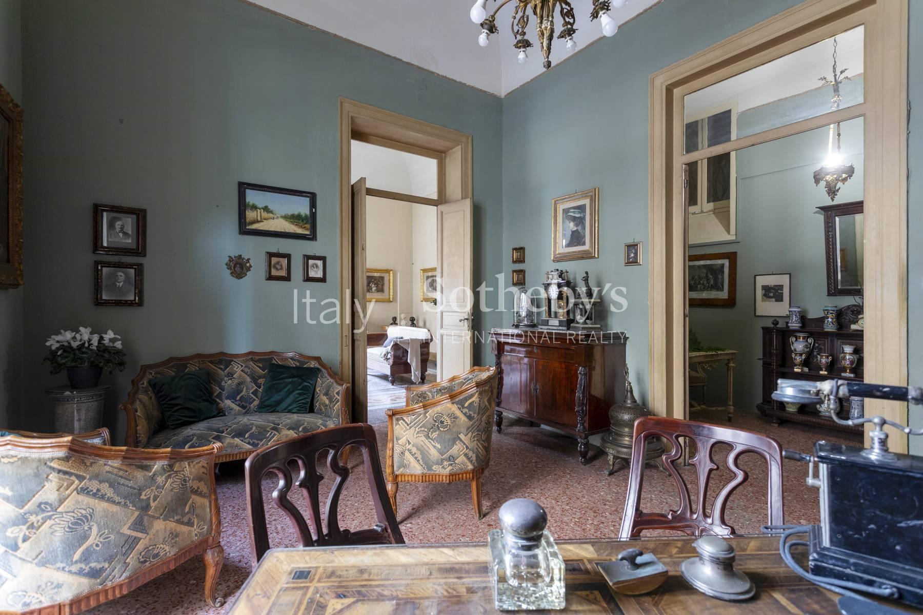 Elegante appartamento in stile Liberty a Palermo - 6