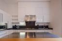 Ampio appartamento restaurato con balconi in stabile d’epoca, in affitto, Milano | Sotheby’s Realty Italy - 9