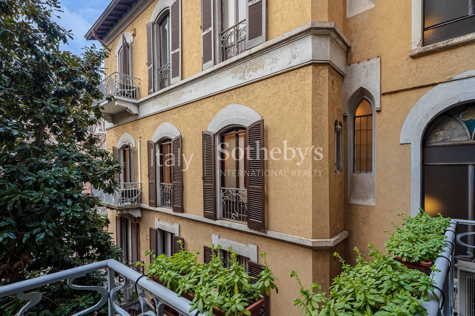 Ampio appartamento restaurato con balconi in stabile d’epoca, in affitto, Milano | Sotheby’s Realty Italy - 24
