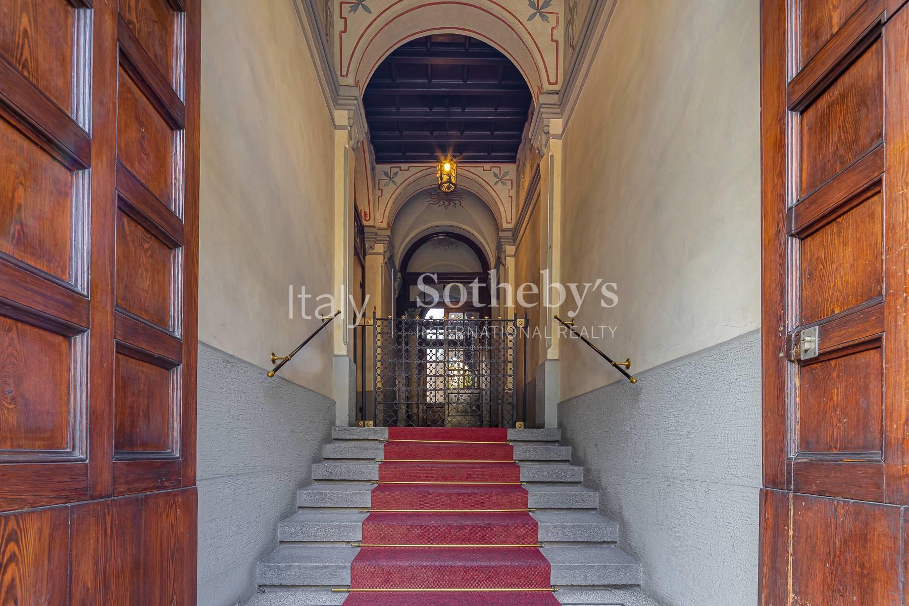 Ampio appartamento restaurato con balconi in stabile d’epoca, in affitto, Milano | Sotheby’s Realty Italy - 11